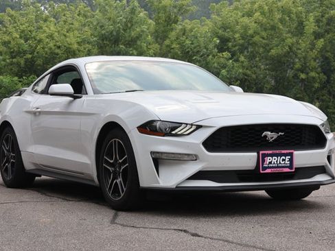 Used 2018 Ford Mustang Coupe w/ Equipment Group 101A RWD image 3