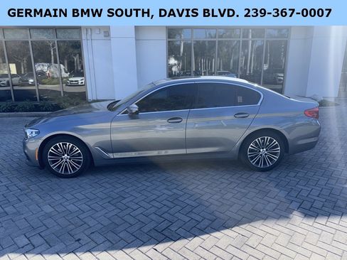 Used 2019 BMW 530i xDrive w/ Premium Package image 2