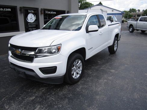 Used 2020 Chevrolet Colorado LT w/ Safety Package image 2