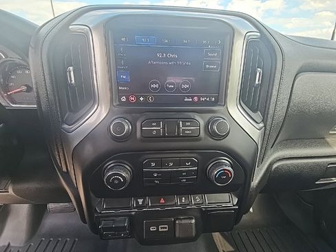 Used 2020 Chevrolet Silverado 2500 LT w/ Z71 Off-Road Package image 20