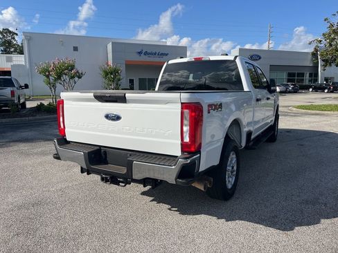 Used 2025 Ford F250 XLT w/ FX4 Off-Road Package AWD/4WD image 5