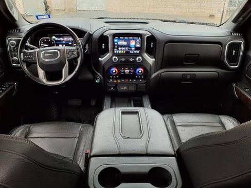 Used 2020 GMC Sierra 2500 Denali w/ Denali Ultimate Package AWD/4WD image 4