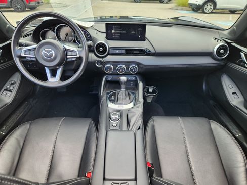 Certified 2025 MAZDA MX-5 Miata RF Grand Touring RWD image 12