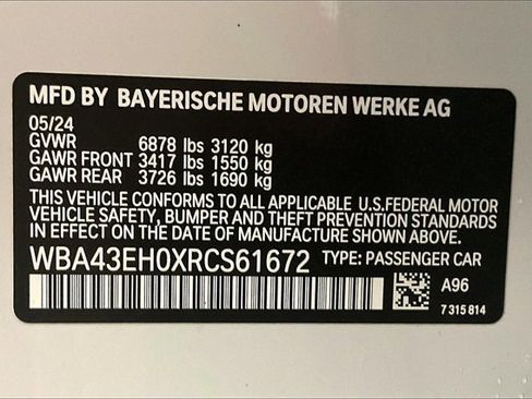 Used 2024 BMW 750e xDrive w/ Premium Package 2 image 11