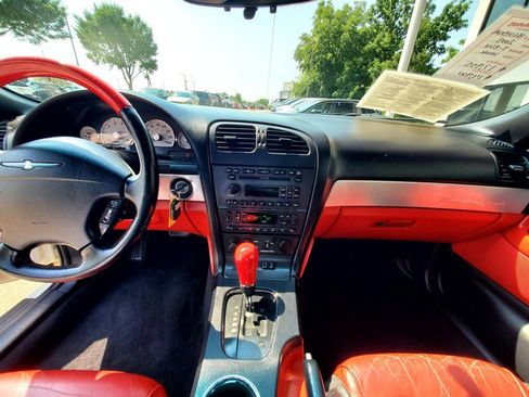 Used 2003 Ford Thunderbird RWD image 9
