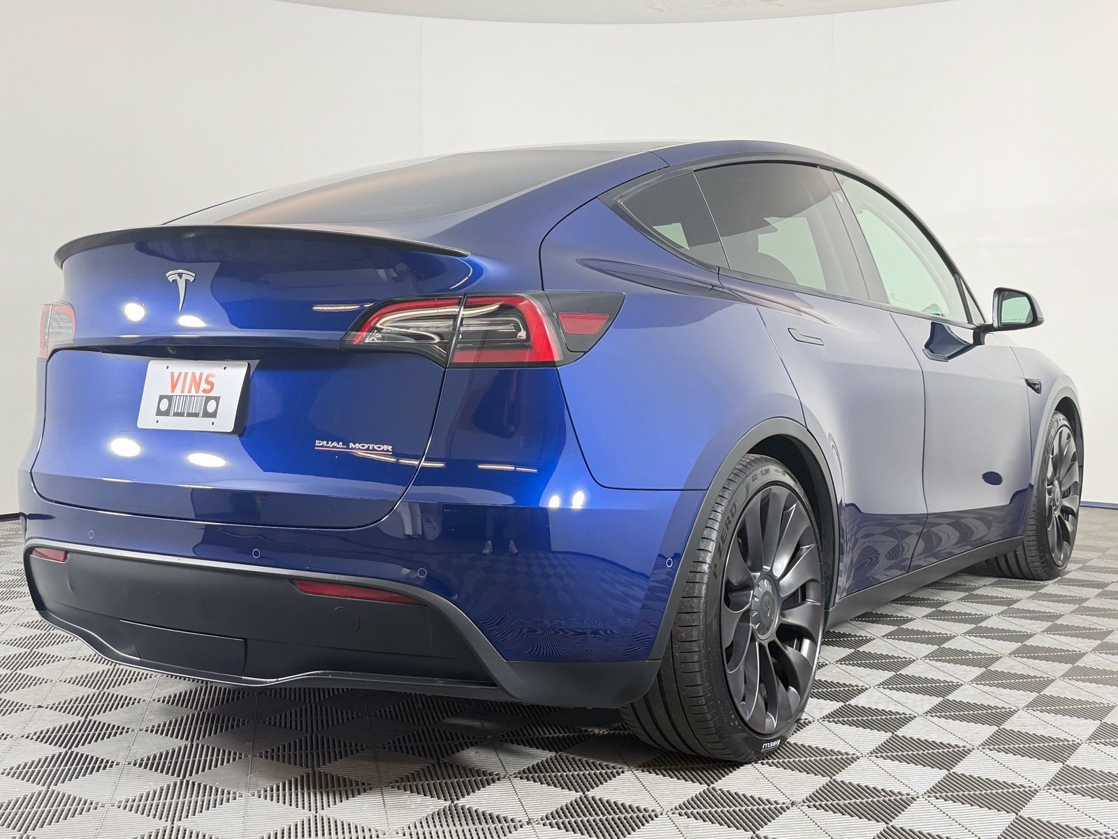 Used 2022 Tesla Model Y Performance AWD/4WD image 9