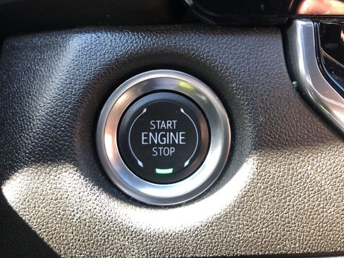 Used 2024 Chevrolet Colorado Trail Boss AWD/4WD image 29