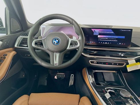 New 2026 BMW X5 xDrive50e w/ M Sport Package image 19