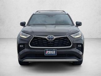 Used 2021 Toyota Highlander Platinum video 2