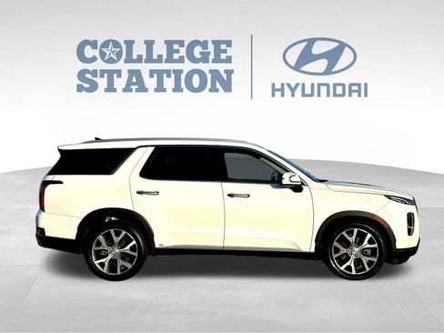 Used 2022 Hyundai Palisade SEL w/ Premium Package AWD/4WD image 11