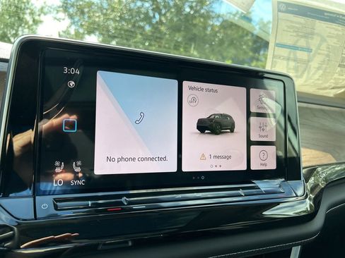 New 2026 Volkswagen Atlas SE image 28