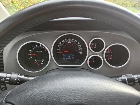 Used 2013 Toyota Sequoia Limited image 22