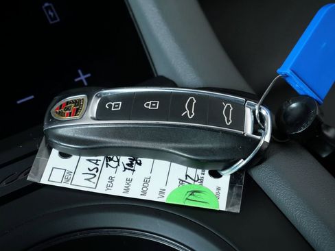 Certified 2022 Porsche Taycan 4S image 35