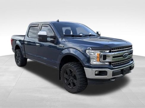 Used 2018 Ford F150 XLT w/ Equipment Group 302A Luxury AWD/4WD image 9