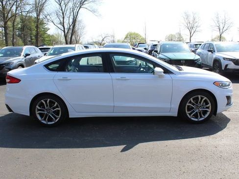 Used 2020 Ford Fusion SEL FWD image 2