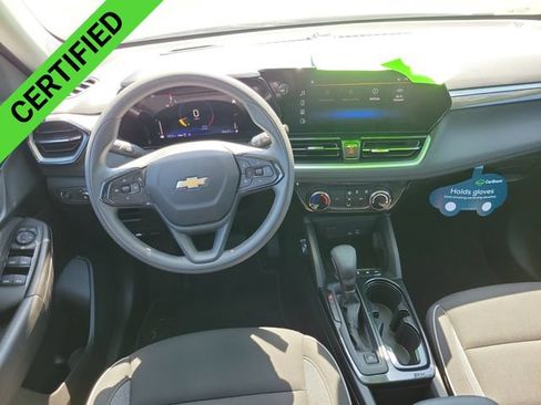 Certified 2025 Chevrolet TrailBlazer LT AWD/4WD image 22