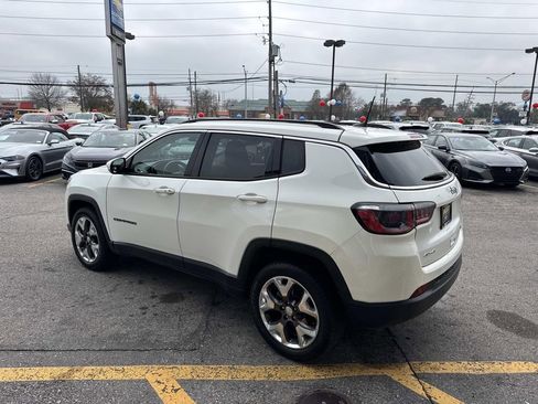 Used 2019 Jeep Compass Limited image 6