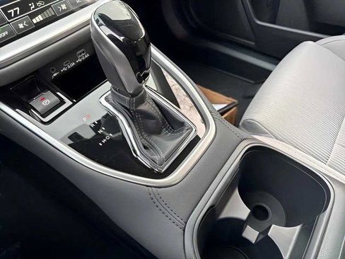 Used 2025 Subaru Legacy Premium image 10