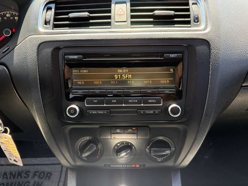 Used 2014 Volkswagen Jetta S FWD image 21