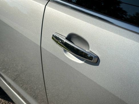 Used 2014 Chevrolet SS image 86