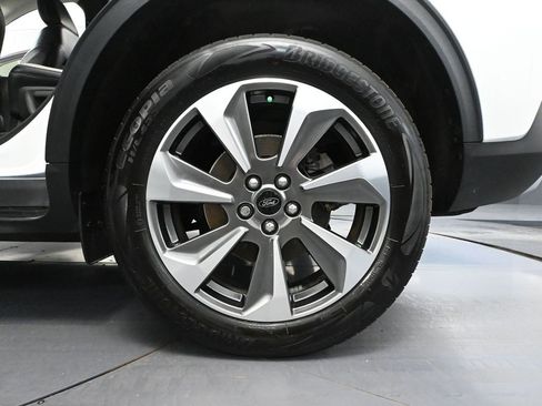 Used 2024 Ford Escape Platinum image 14