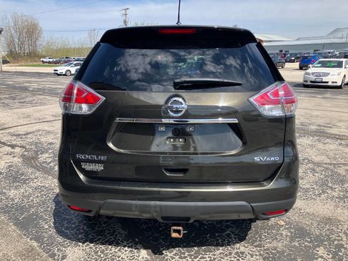 Used 2016 Nissan Rogue SV AWD/4WD image 4