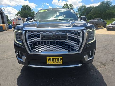 Used 2023 GMC Yukon Denali AWD/4WD image 2