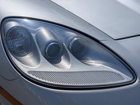 Used 2005 Chevrolet Corvette Convertible w/ Preferred Equipment Group image 3