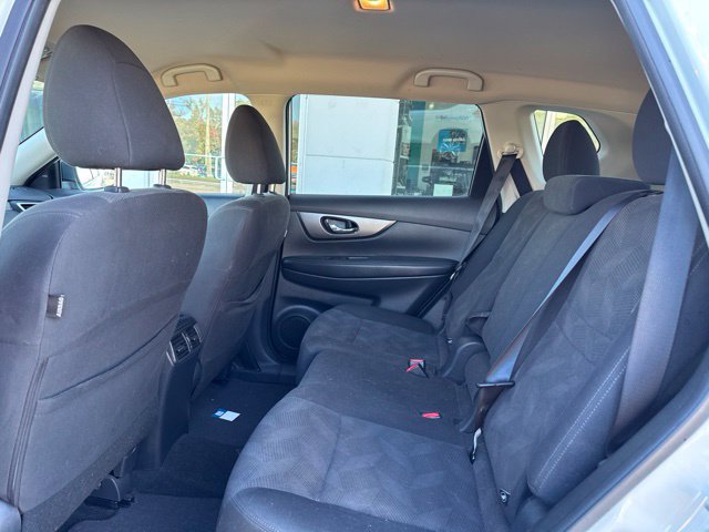 Used 2016 Nissan Rogue SV w/ SV Premium Package AWD/4WD image 20