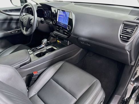 Certified 2025 Lexus NX 250 FWD w/ Cold Area Package image 30