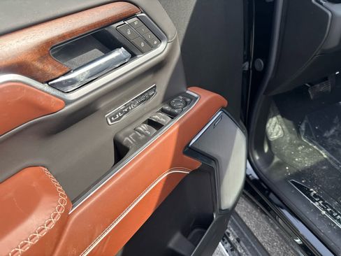 New 2026 GMC Sierra 1500 Denali Ultimate AWD/4WD image 13