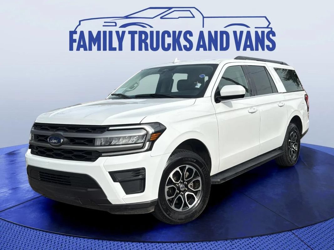 Used 2024 Ford Expedition Max XLT AWD/4WD image 1