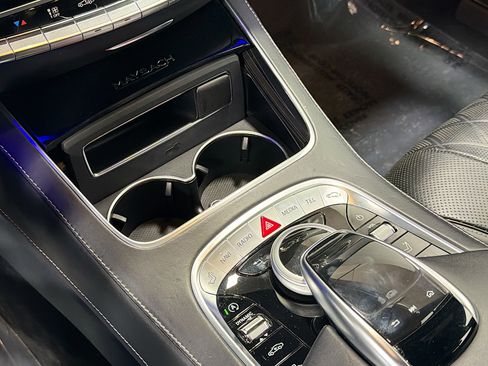 Used 2020 Mercedes-Benz Maybach S 560 4MATIC image 28