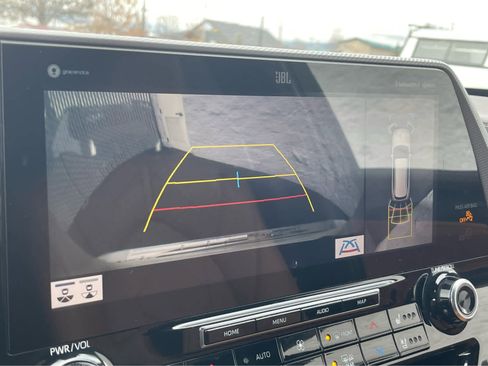 Used 2021 Toyota Highlander Platinum image 20