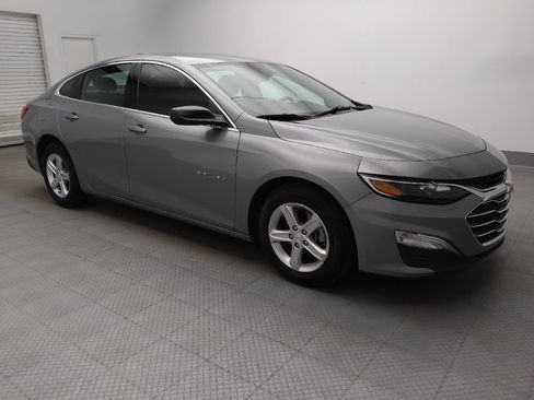 Used 2025 Chevrolet Malibu LS FWD image 11