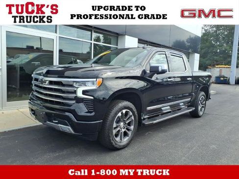 Certified 2025 Chevrolet Silverado 1500 High Country w/ Technology Package AWD/4WD image 1