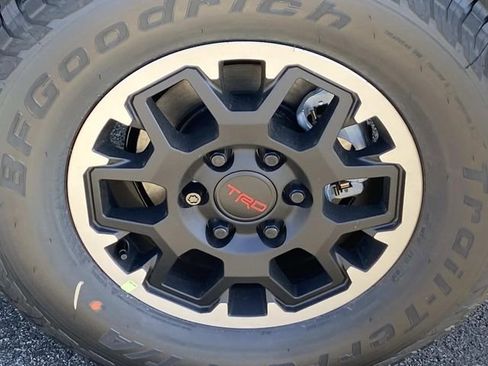 New 2026 Toyota Tacoma TRD Off-Road AWD/4WD image 6
