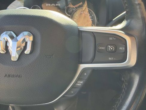 Used 2024 RAM 3500 Big Horn image 29