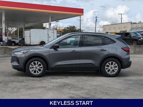 New 2025 Ford Escape Active w/ Tech Pack #1 image 9