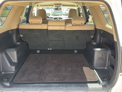 Used 2012 Toyota 4Runner SR5 RWD image 17