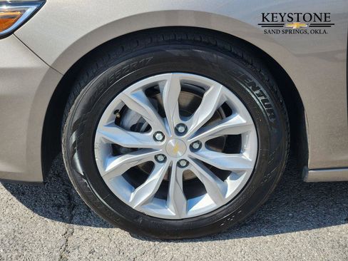 Used 2022 Chevrolet Malibu LT image 13