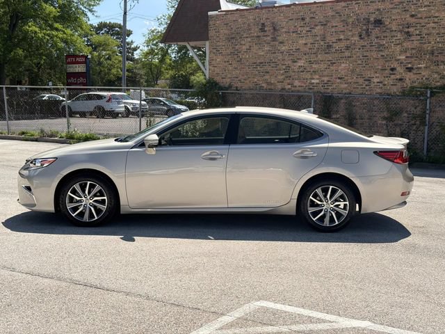Used 2018 Lexus ES 300h FWD image 8