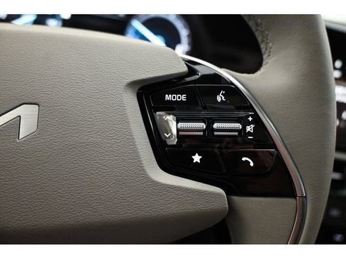 New 2026 Kia Niro Wave w/ Wave Preserve Package FWD image 24