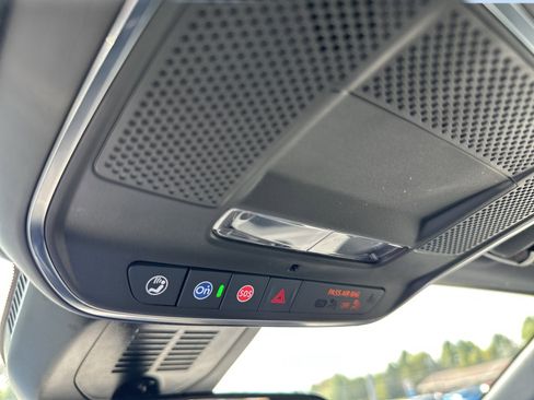 New 2026 Chevrolet Equinox RS AWD/4WD image 16