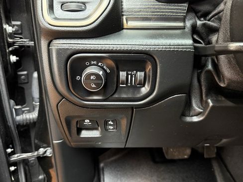 Used 2019 RAM 1500 Limited image 24