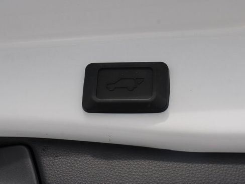 Certified 2025 Toyota RAV4 SE image 16