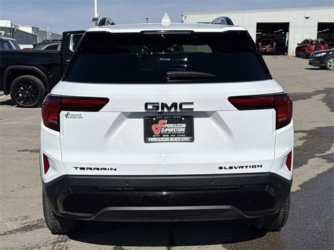 New 2026 GMC Terrain Elevation w/ Elevation Premium Package image 4