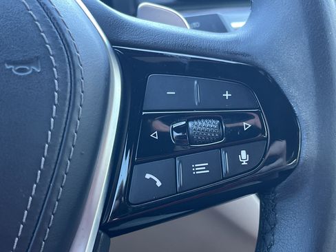 Used 2022 BMW 540i w/ Convenience Package image 12