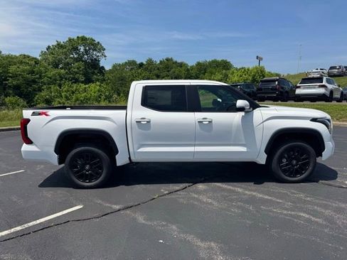 New 2026 Toyota Tundra SR5 AWD/4WD image 2