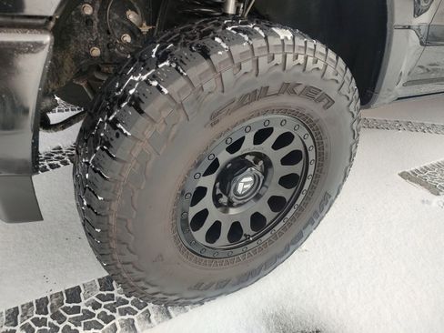 Used 2017 Ford F250 Lariat w/ Lariat Ultimate Package image 9